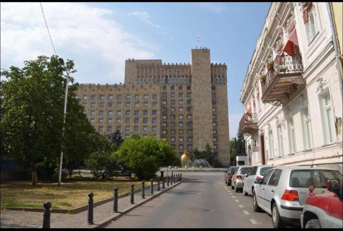 White House Taso Apartment Tbilisi Exterior photo